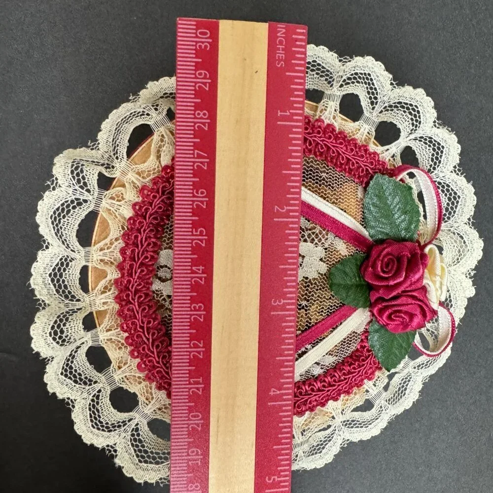 Vintage Round Lace Satin Roses Small Jewelry Trinket  Box